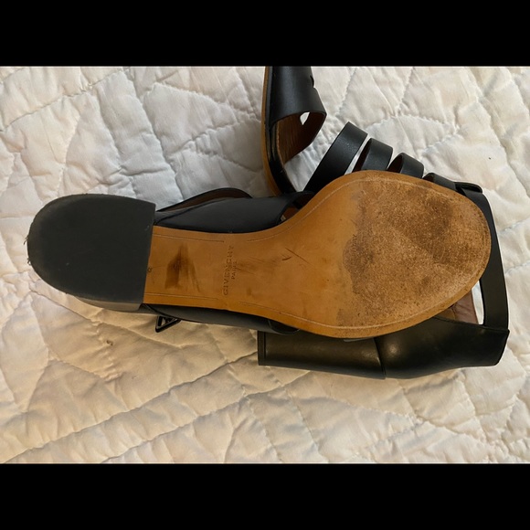 Givenchy AUTHENTIC black chunky heel sandals, size 10, gently worn - Picture 6 of 9